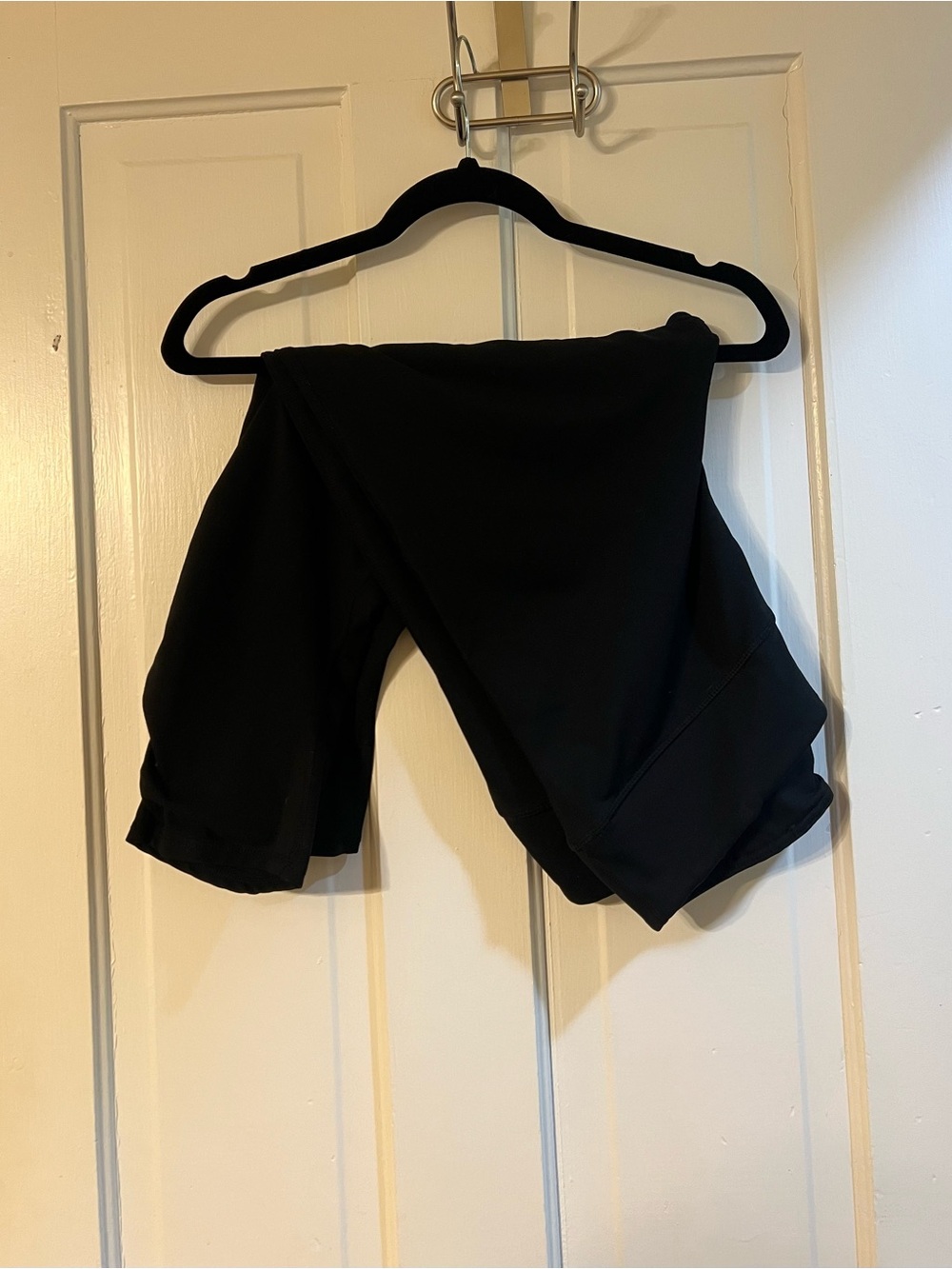 Black Athletic Leggings with Ankle Detail